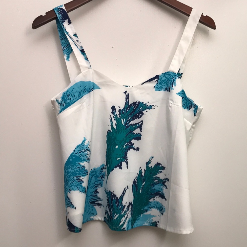 White and Blue Feather Print Women’s Tank Top